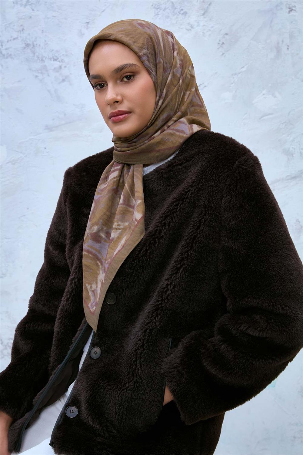 Viskon Velora Eşarp Kına Yeşili-Olive Desenli Tok Duruşlu Kaymaz Dokulu 90x90