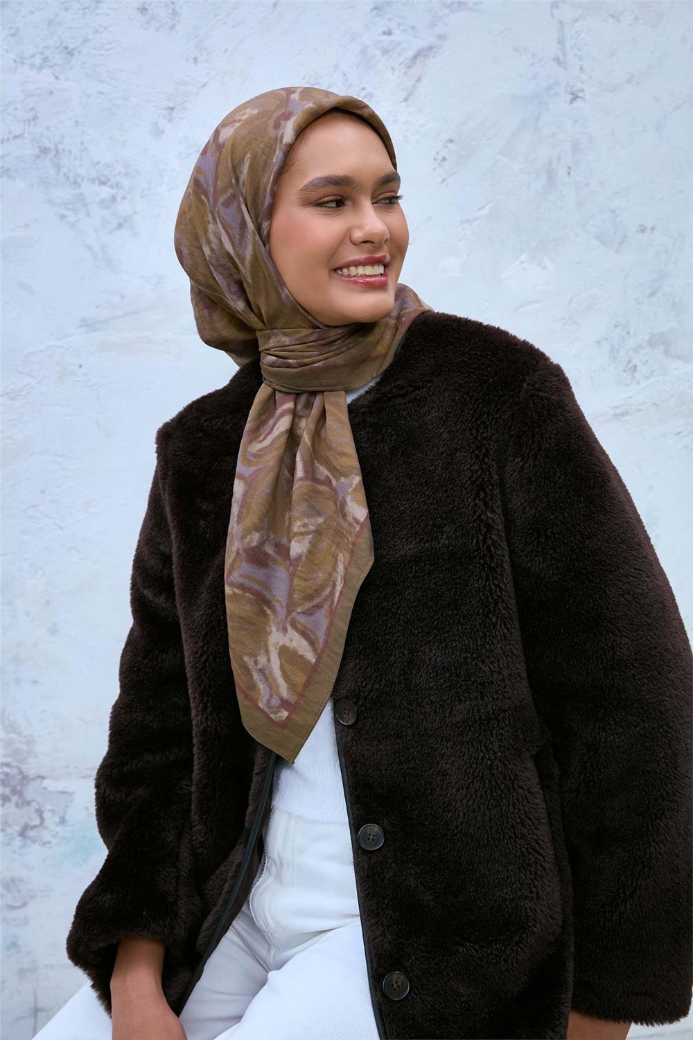 Viskon Velora Eşarp Kına Yeşili-Olive Desenli Tok Duruşlu Kaymaz Dokulu 90x90