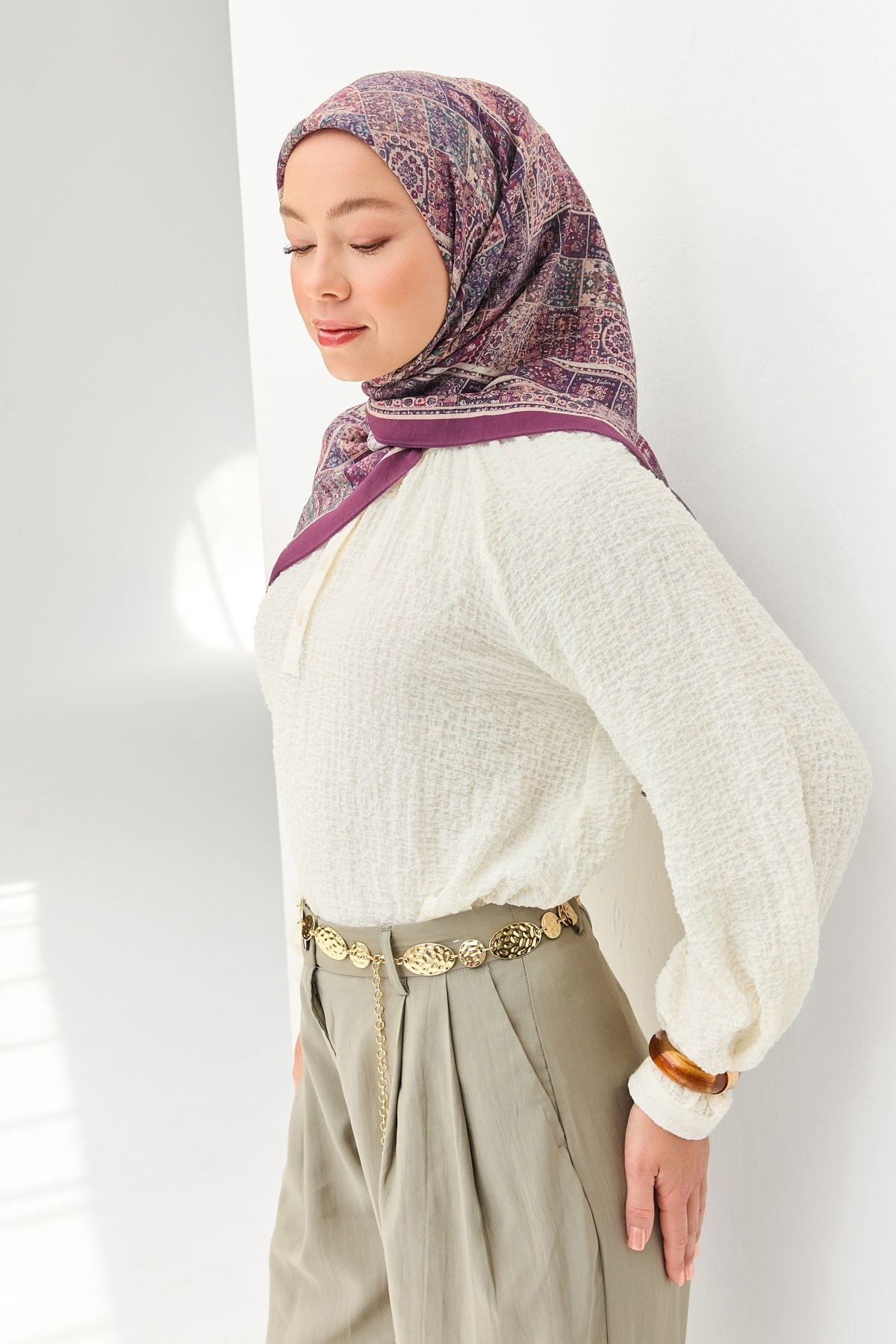 Velora Eşarp Etnik Desen Koyu Mor 90x90