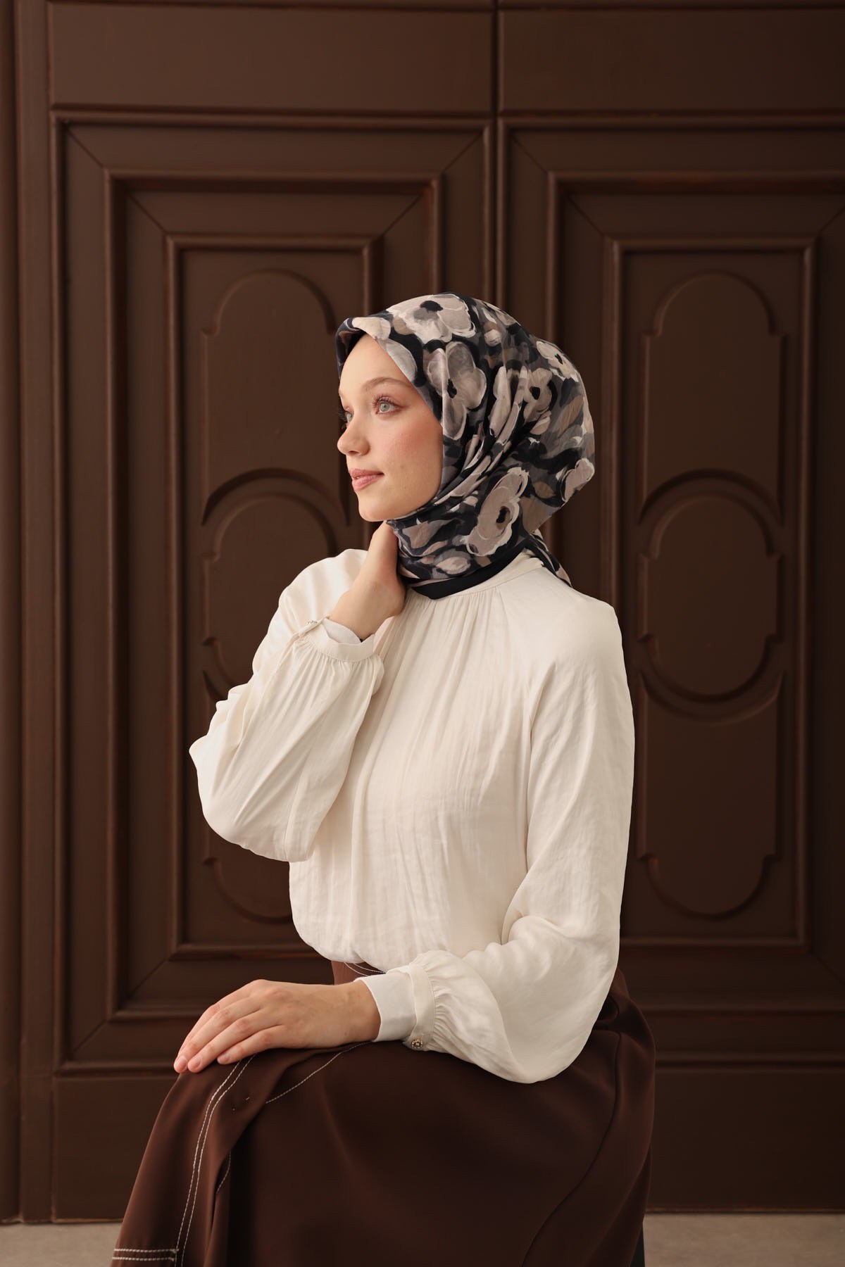 Velora Eşarp Flower Koyu Lacivert