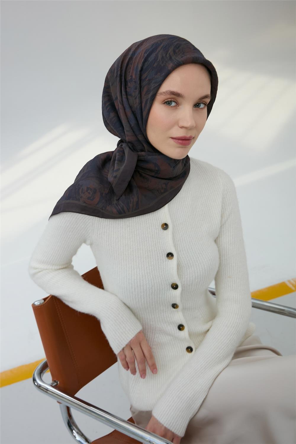 Viskon Velora Eşarp Antrasit Yeşil Desenli Yumuşak Dokulu Tok Duruşlu 90x90