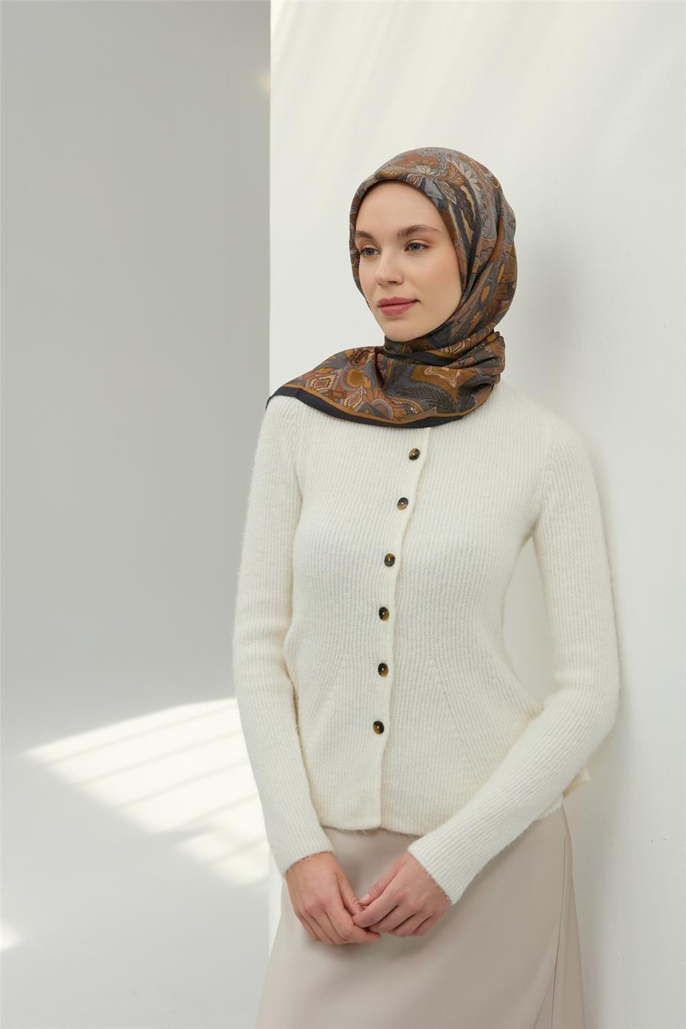 Viskon Velora Eşarp Antrasit-Hardal Desenli Kaymaz Tok Duruşlu 90x90