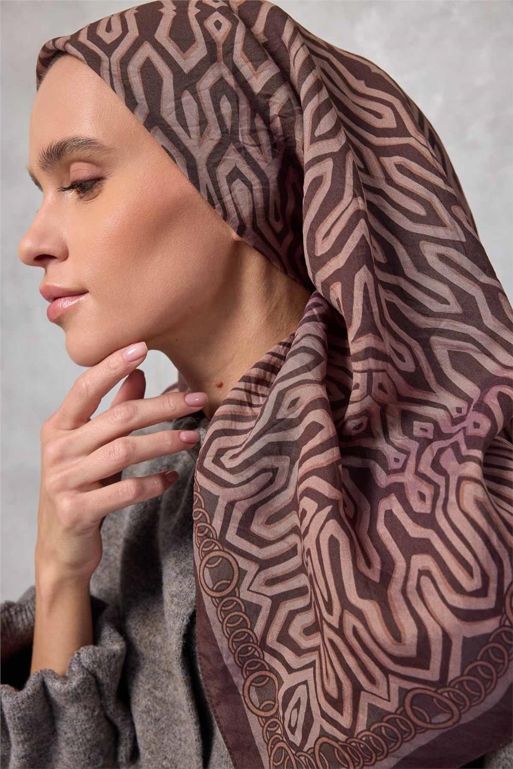 Viskon Velora Eşarp Dört Mevsim Zincir Desen Acı Kahve 90x90