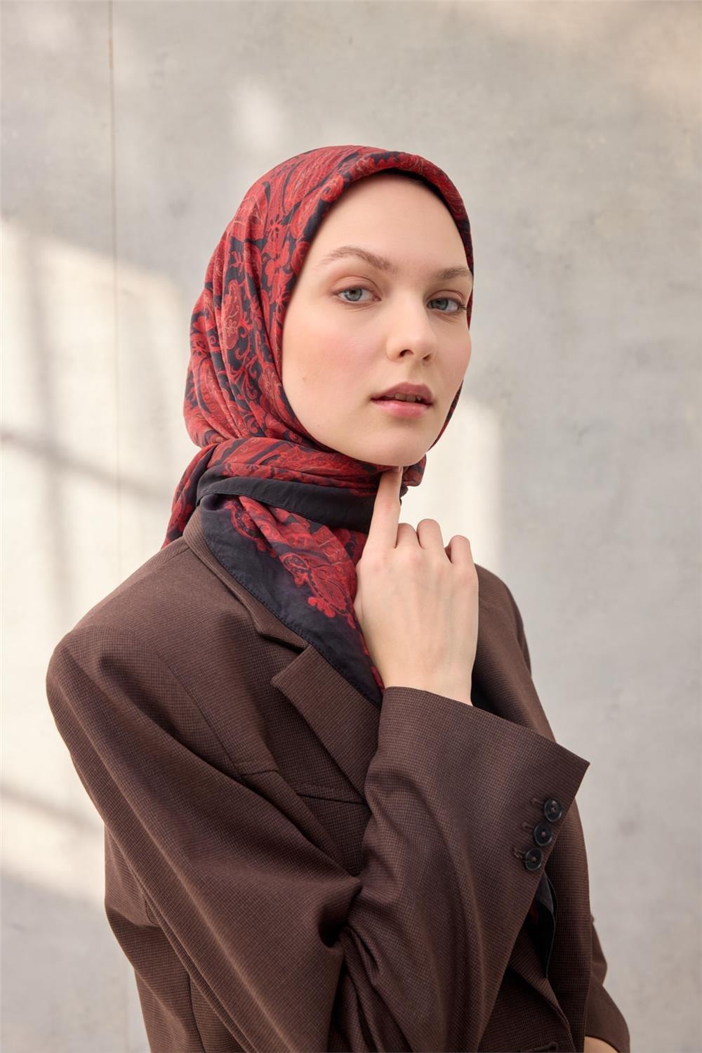 Viskon Velora Eşarp Dört Mevsim Bayrak Kırmızısı 90x90