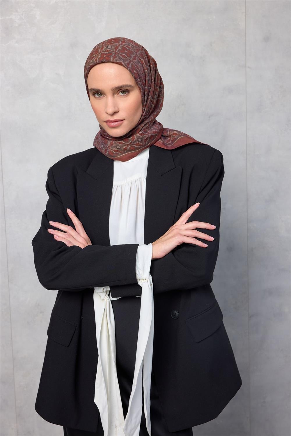 Viskon Velora Eşarp Yonca Desenli Kiremit Tonlu Tok Duruşlu 90x90