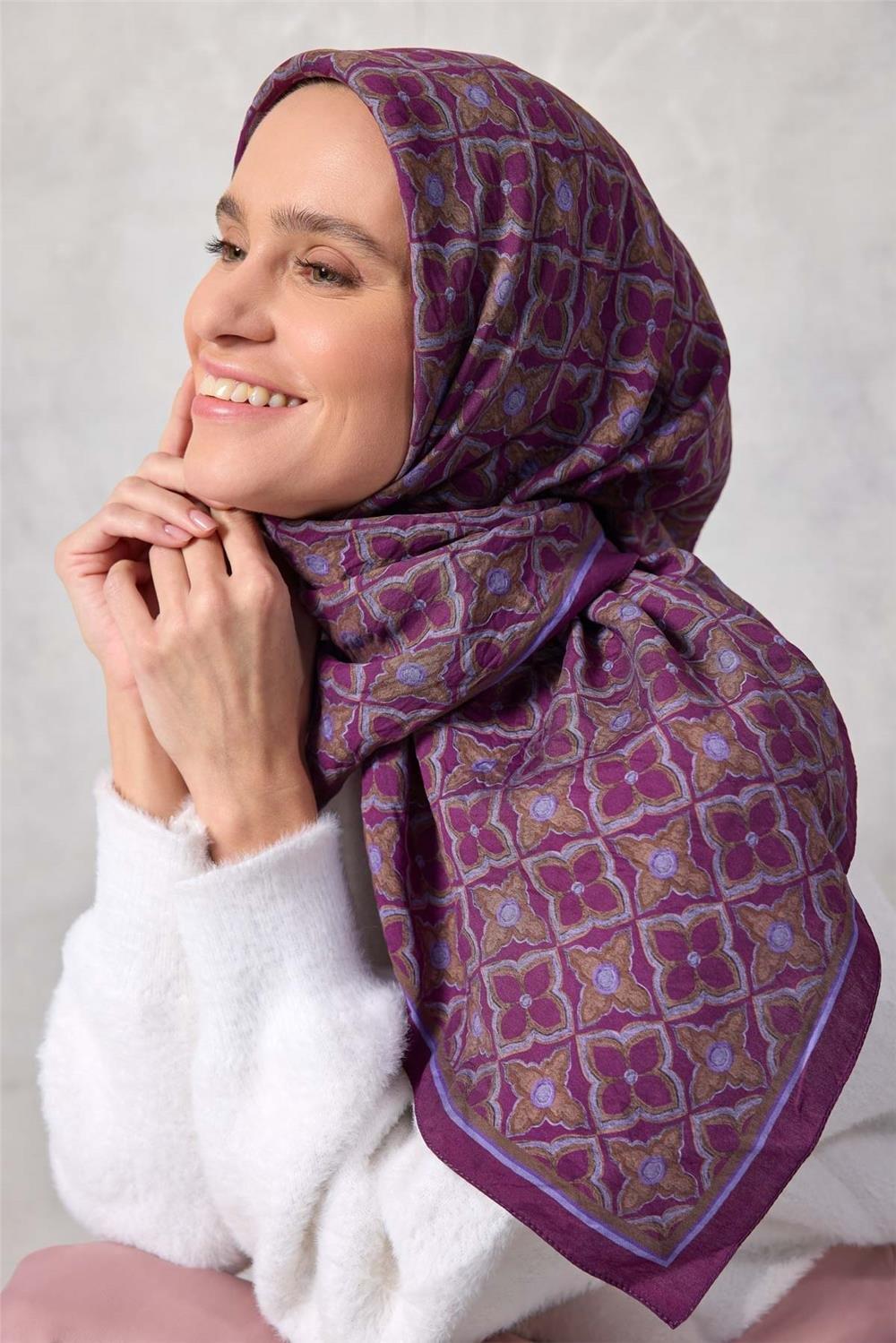 Viskon Velora Eşarp Yonca Desenli Canlı Mor Tok Duruşlu Dört Mevsim 90x90