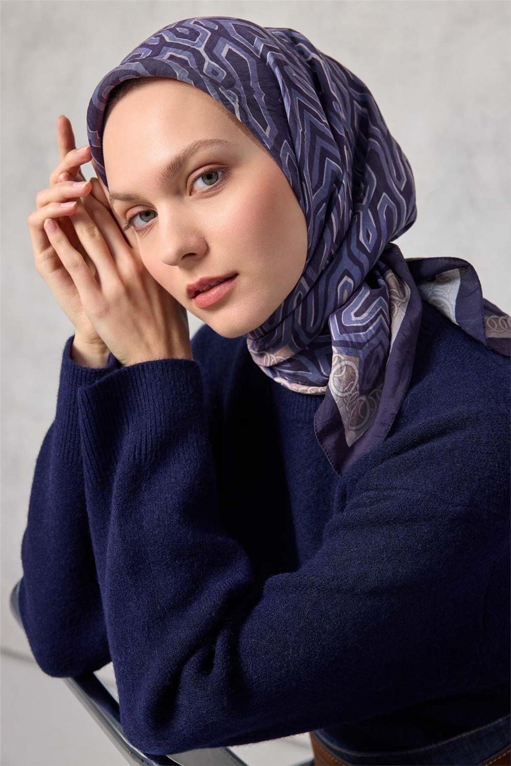 Viskon Velora Eşarp Dört Mevsim Zincir Desen Gece Mavisi 90x90