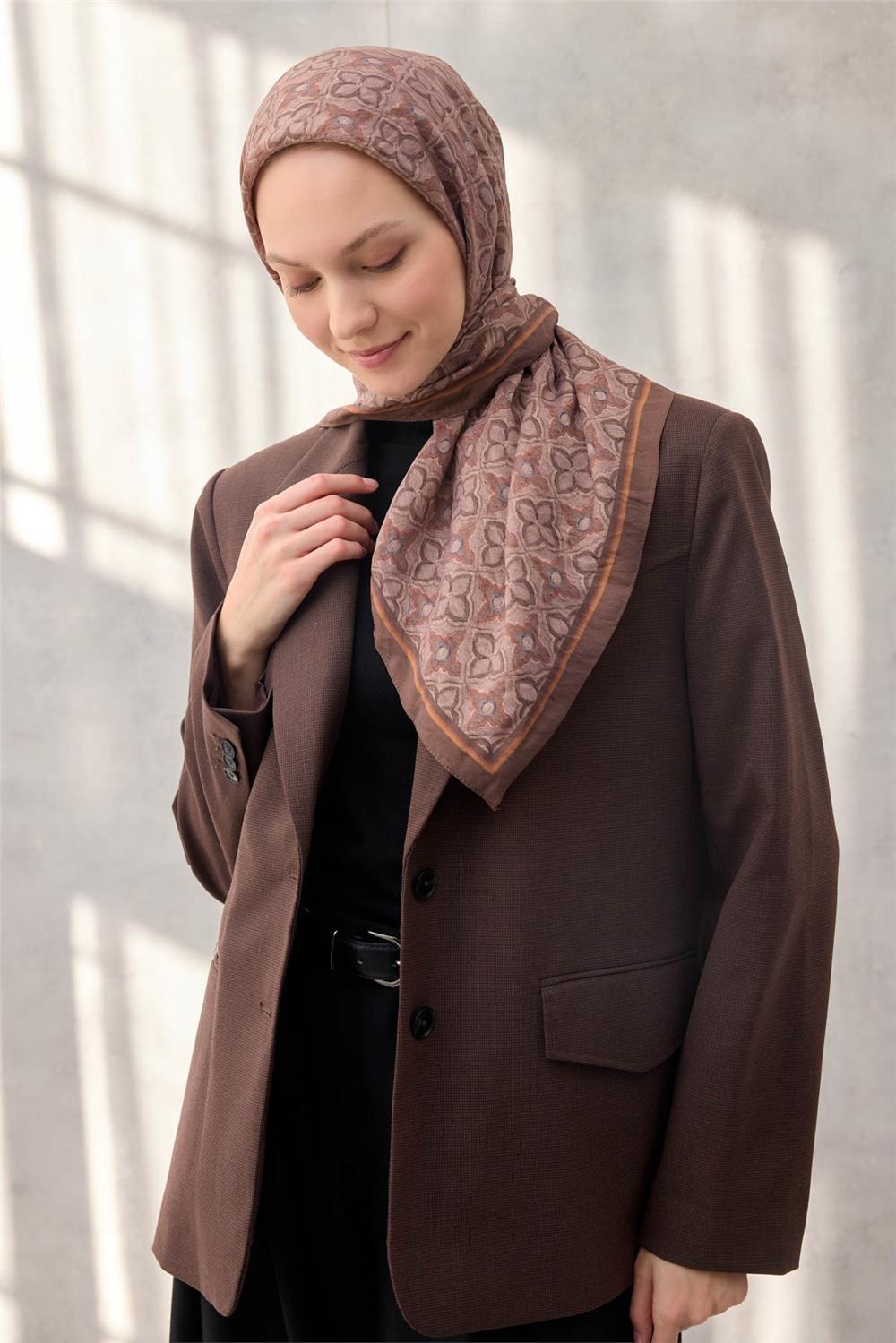 Viskon Velora Eşarp Pudra Vizon Yonca Desenli Tok Duruşlu 90x90