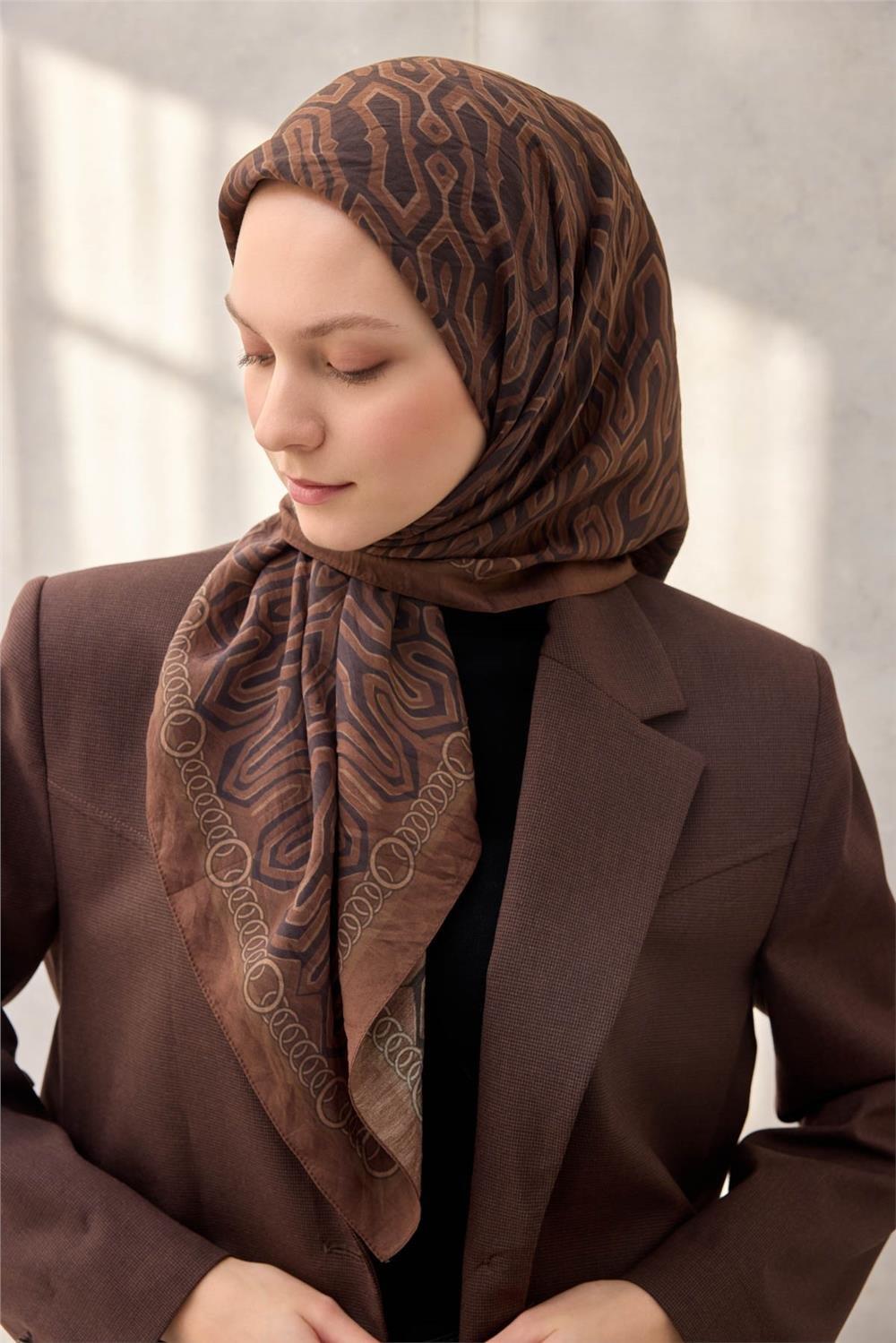 Viskon Velora Eşarp Dört Mevsim Zincir Desen Koyu Tarçın 90x90