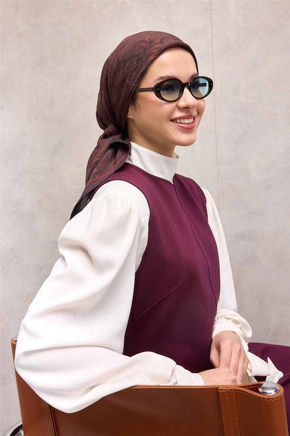 Viskon Velora Eşarp Mürdüm-Vişne Tonlu Barok Floral Desenli Tok Duruşlu 90x90