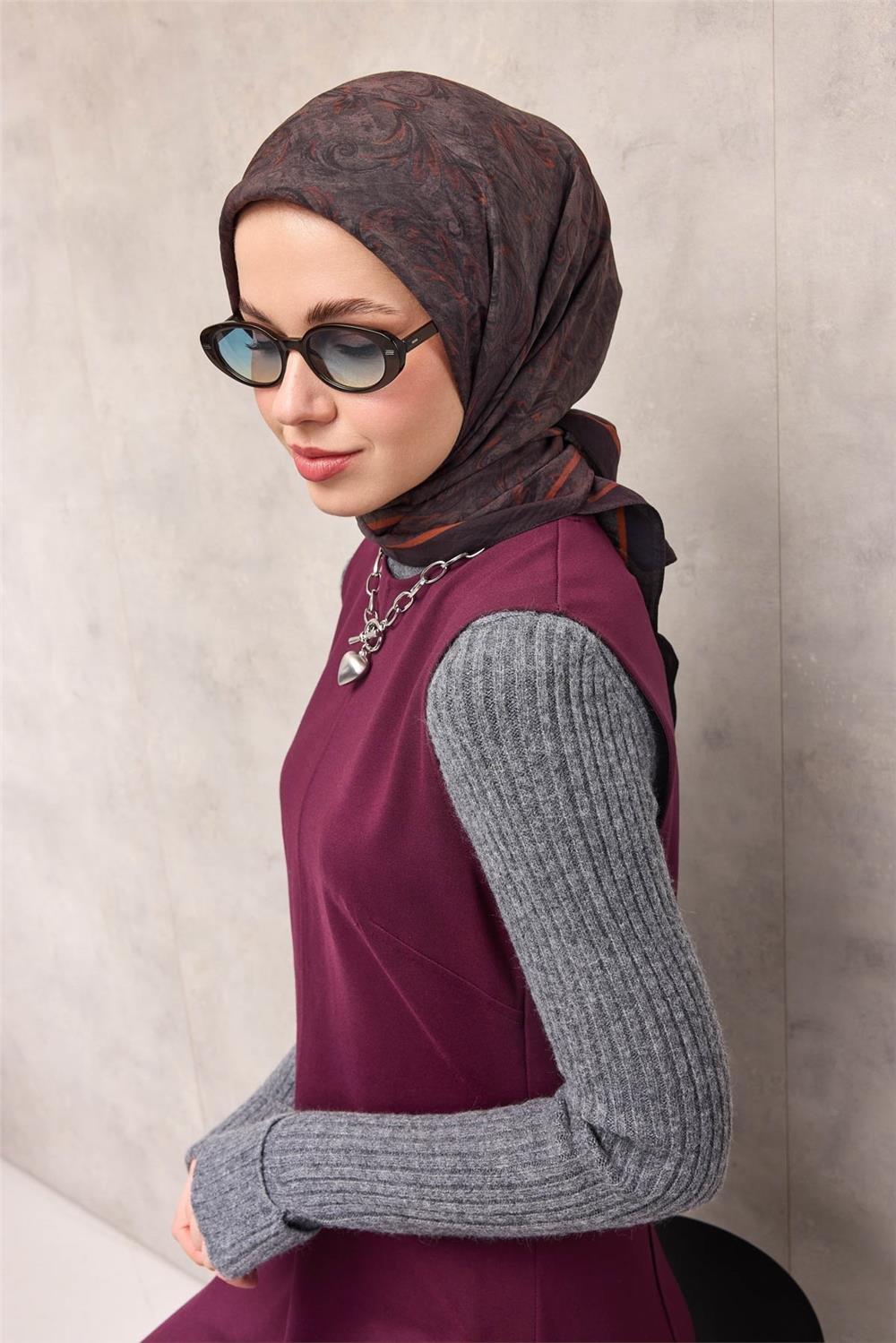 Viskon Velora Eşarp Siyah-Mor Tonlu Barok Floral Desenli Tok Duruşlu 90x90