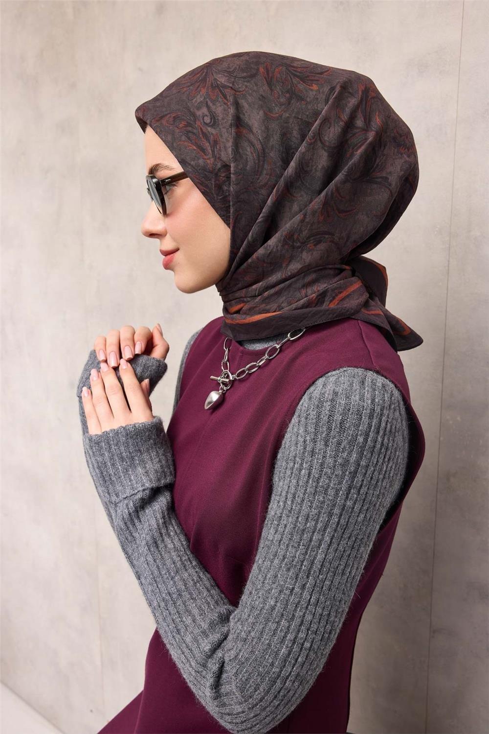 Viskon Velora Eşarp Siyah-Mor Tonlu Barok Floral Desenli Tok Duruşlu 90x90