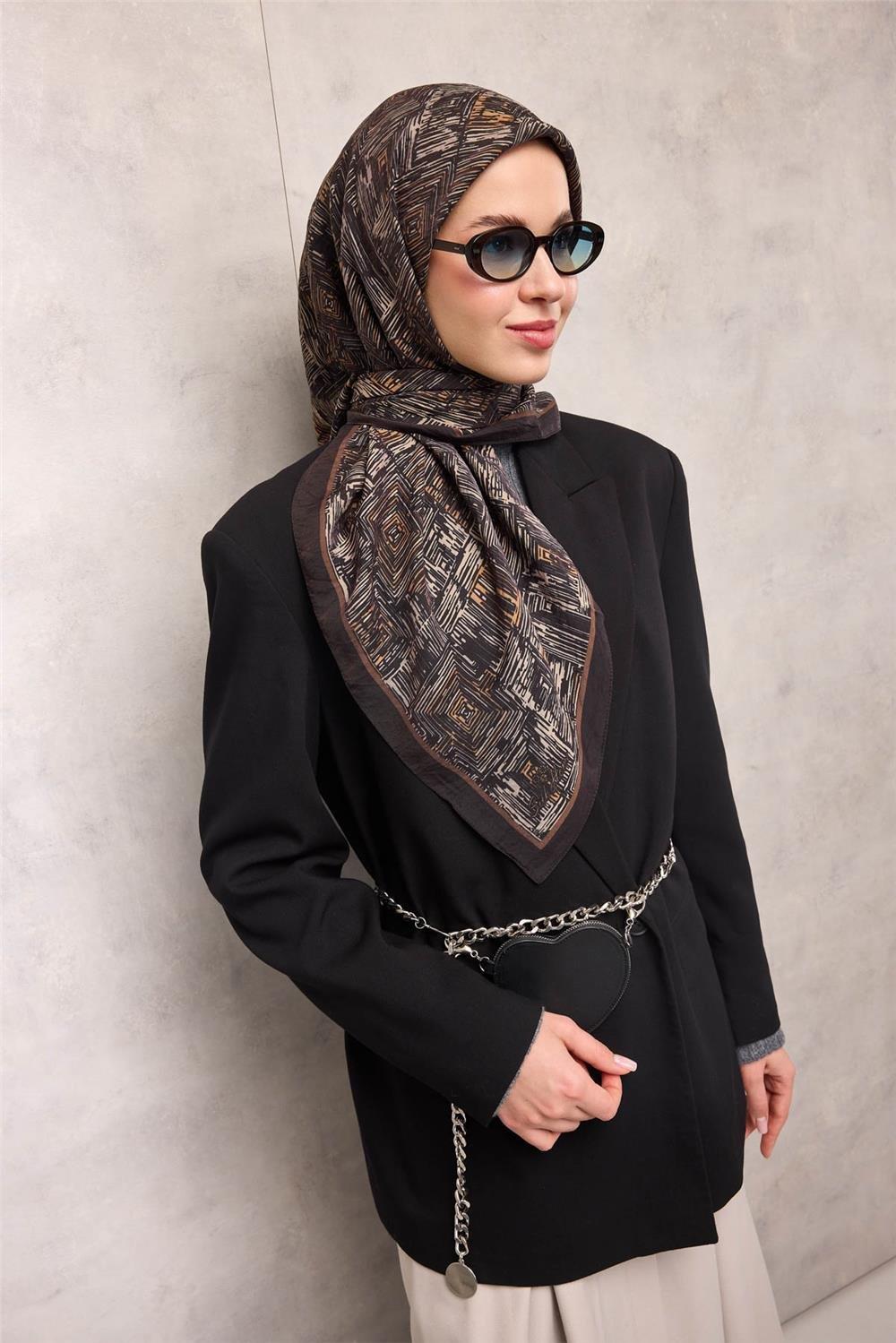 Viskon Velora Eşarp Bitter Tonlu Labirent Desenli Tok Duruşlu 90x90