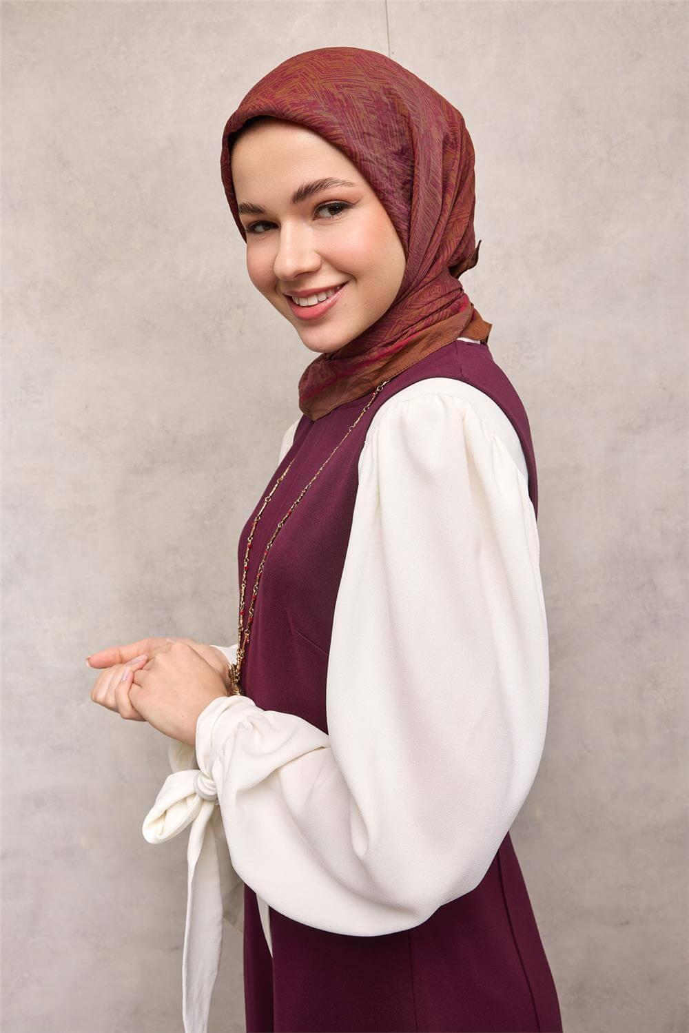 Viskon Velora Eşarp Tarçın Labirent Desenli Tok Duruşlu Kaymaz 90x90