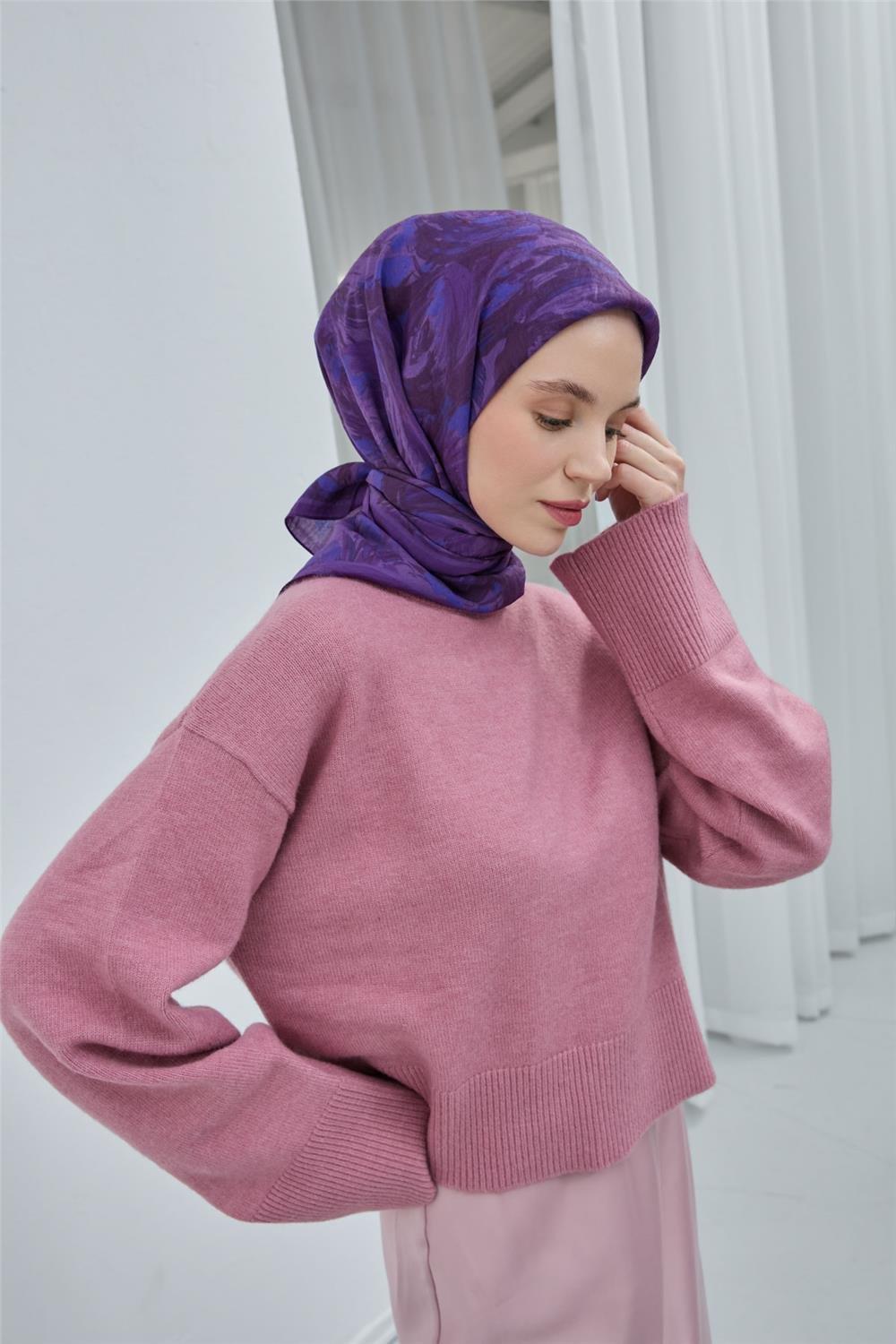 Viskon Velora Eşarp Erguvan Mor Desenli Yumuşak Dokulu Tok Duruşlu 90x90
