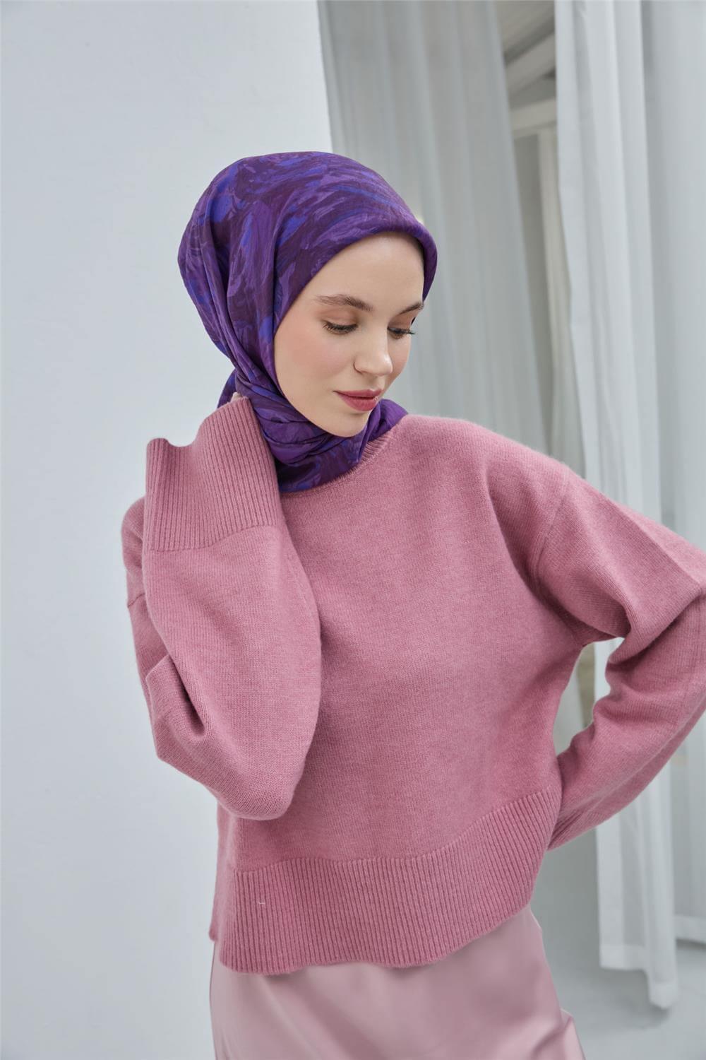 Viskon Velora Eşarp Erguvan Mor Desenli Yumuşak Dokulu Tok Duruşlu 90x90