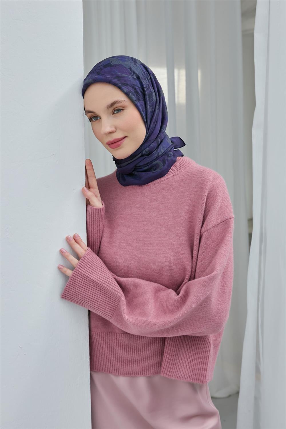 Viskon Velora Eşarp Mor Gri Desenli Yumuşak Dokulu Tok Duruşlu 90x90