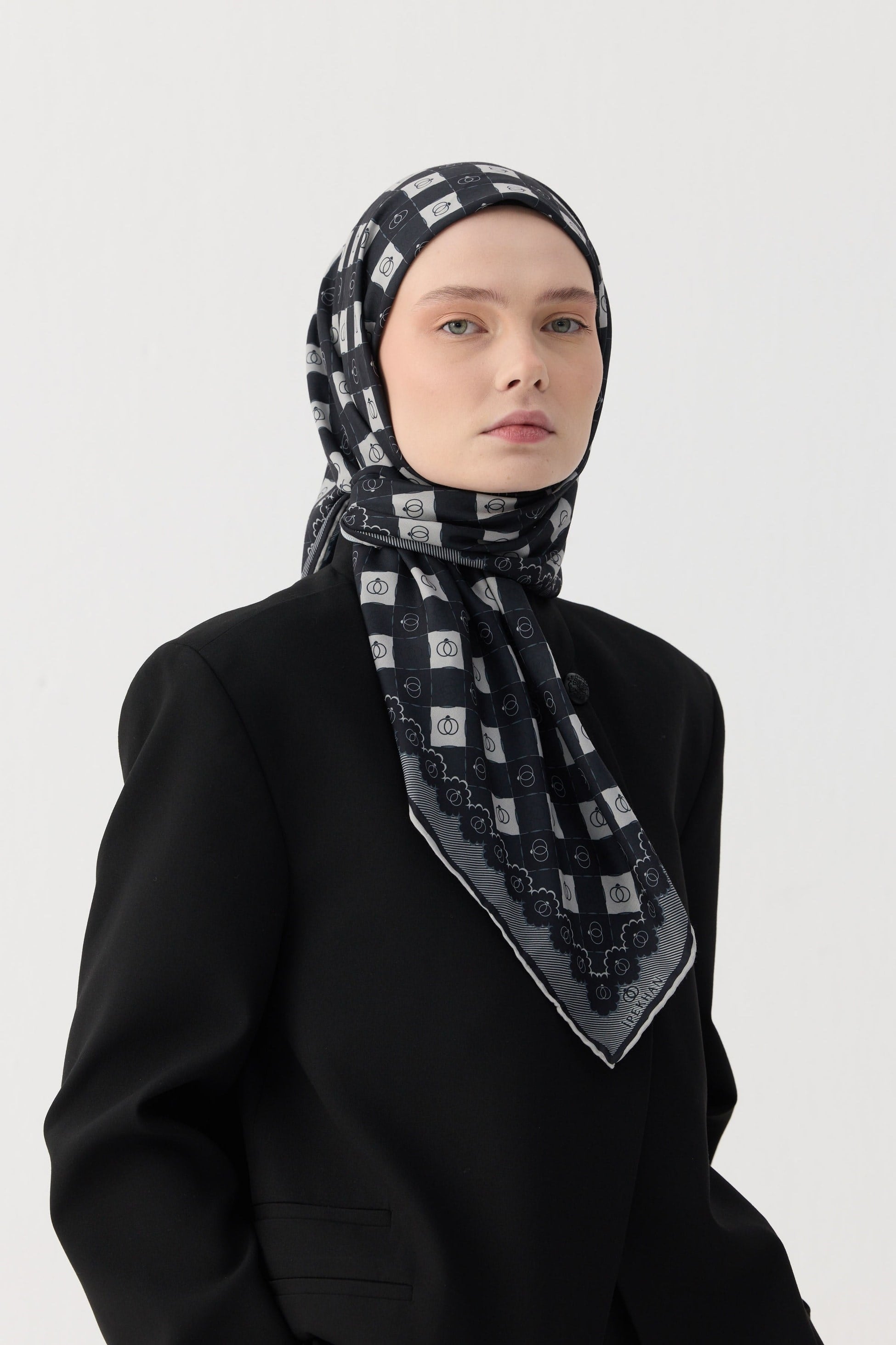 Winter Bloom Soft Eşarp 1245