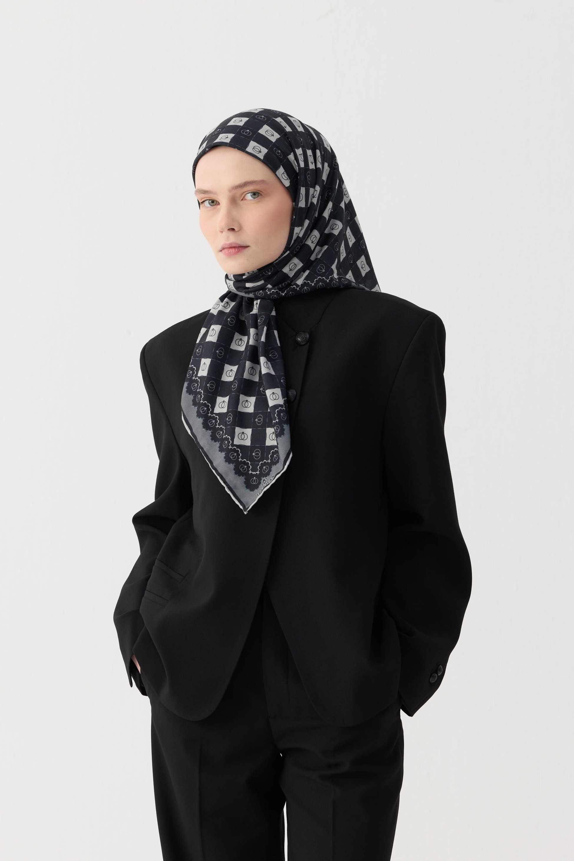 Winter Bloom Soft Eşarp 1245