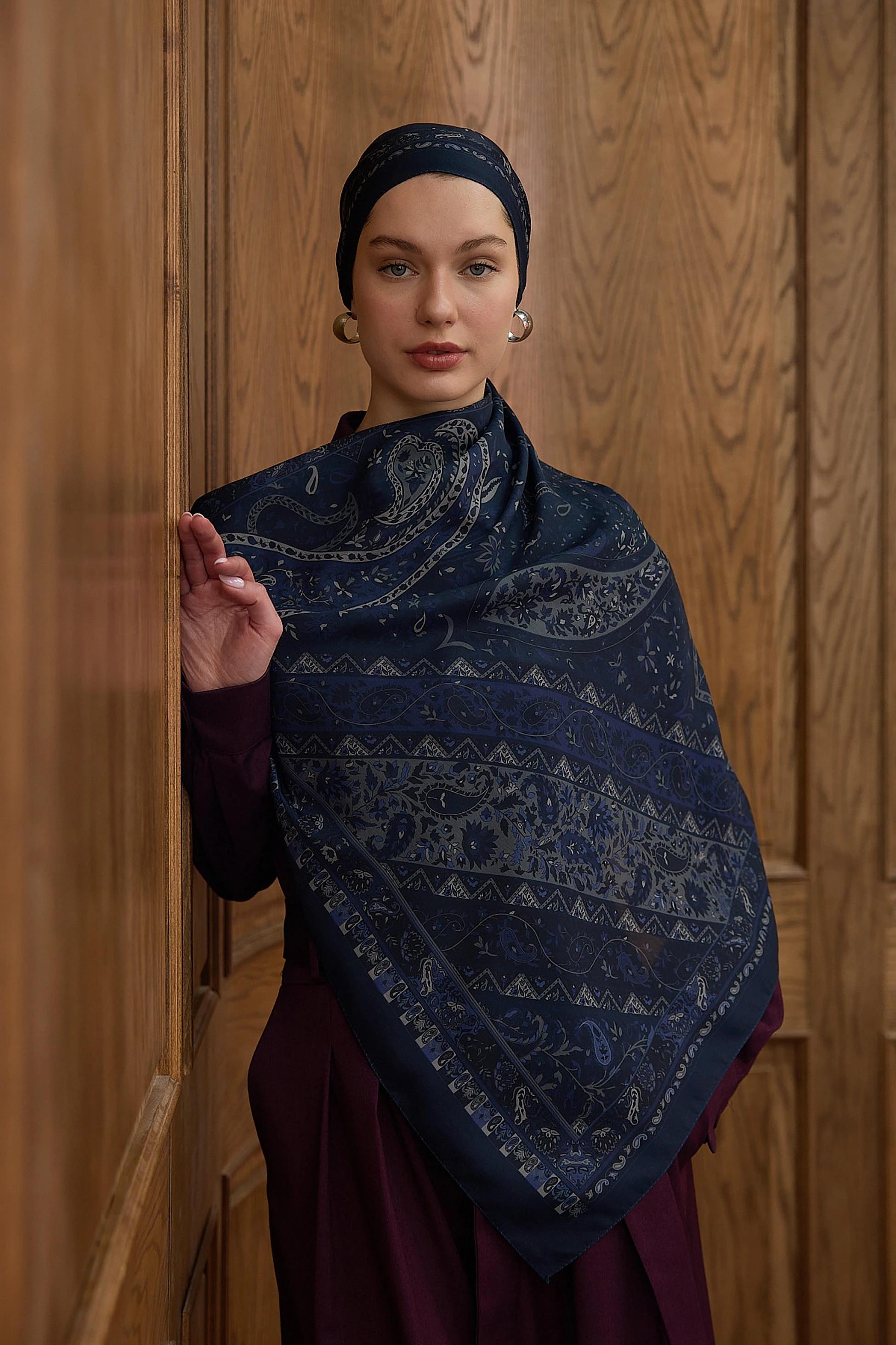 Winter Bloom Soft Şal 3070