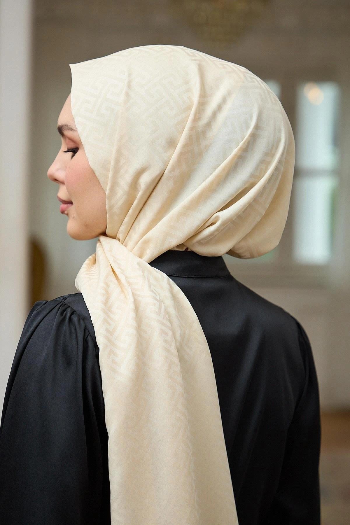 Yaz Işıltısı Koleksiyonu İpeksi Jakar Şal Papaya Sarı 9017-04