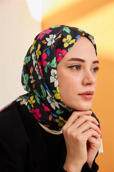 Amelia Desenli Pamuk Şal Siyah Fuşya 3025-17