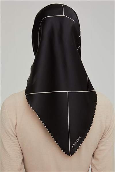 Armine Sura İpek Eşarp 21Ka8655 02