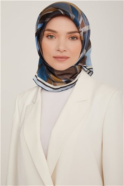 Armine Sura İpek Eşarp 22Ka8843 3 38