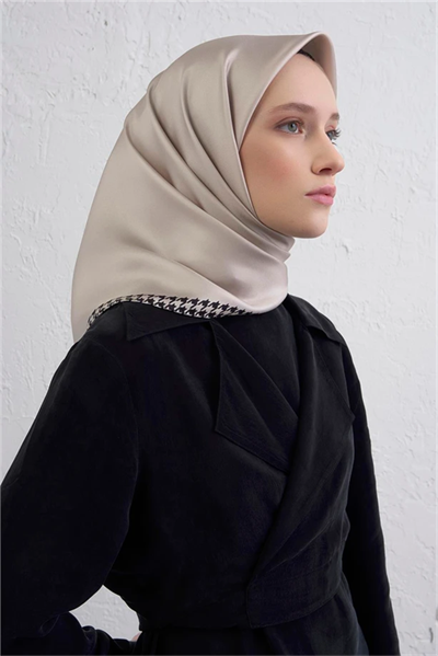 Armine Sura İpek Eşarp 9443-01