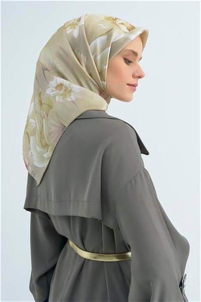 Armine Yeni Sezon 2026 Saf İpek Sura Eşarp 9505D 52