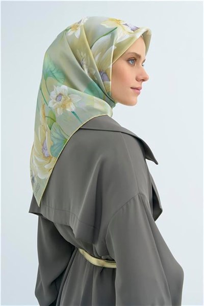 Armine Yeni Sezon 2026 Saf İpek Twill Eşarp 9505D 81