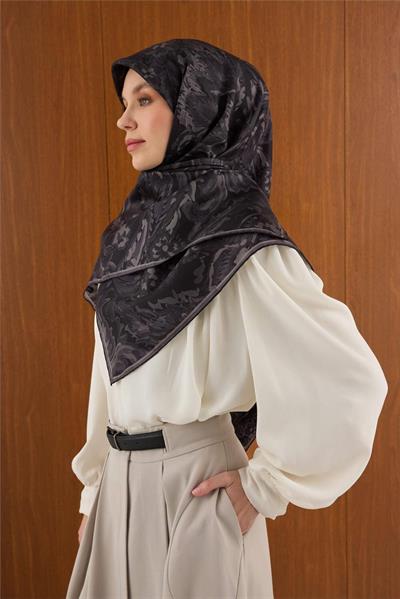 Twill İpek Büyük Boy Eşarp Siyah-Gri Vintage Çiçek Desenli Tok Duruşlu 110x110