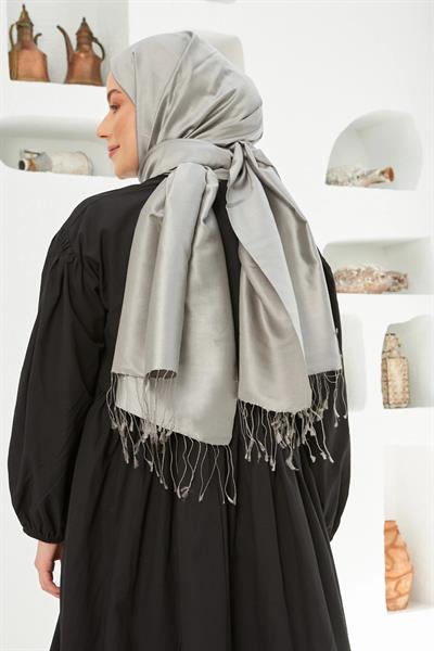 Gümüş Gri Düz Çift Taraflı İpek Şal Modeli