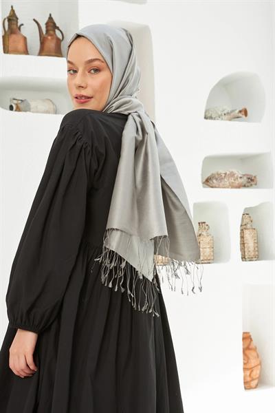 Gümüş Gri Düz Çift Taraflı İpek Şal Modeli