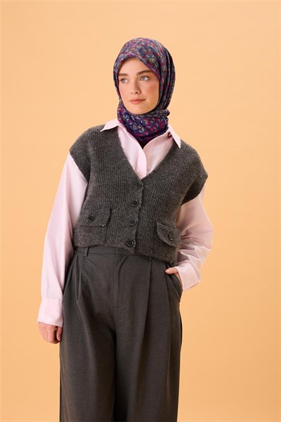 İnce Pamuk Soft Eşarp Mor-Fıstık Yeşili-Gri-Fuşya Desenli Nefes Alan Kaymaz
                Dokulu 90X90