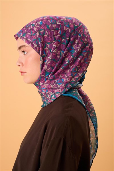 İnce Pamuk Soft Eşarp Zümrüt Yeşili Mor Pudra Pembe Gök Mavi Desenli Kaymaz
                Dokulu Tok Duruşlu 90X90
