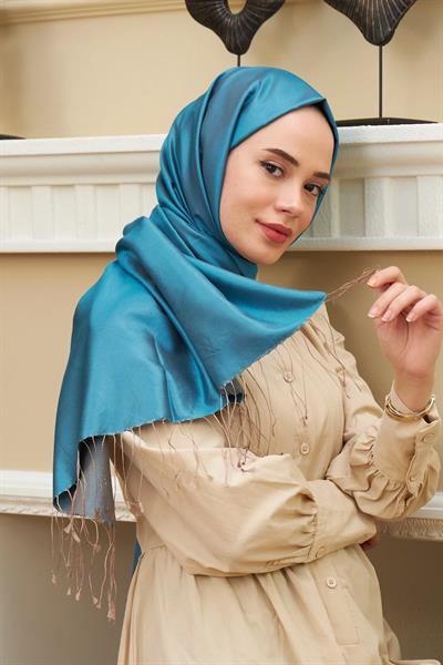 Mavi Vizon Düz Çift Taraflı İpek Şal Modeli