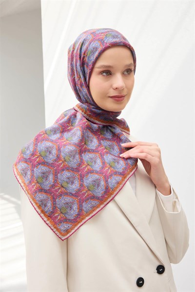 Monare Eşarp Tomurcuk Koyu Fuşya 90x90
