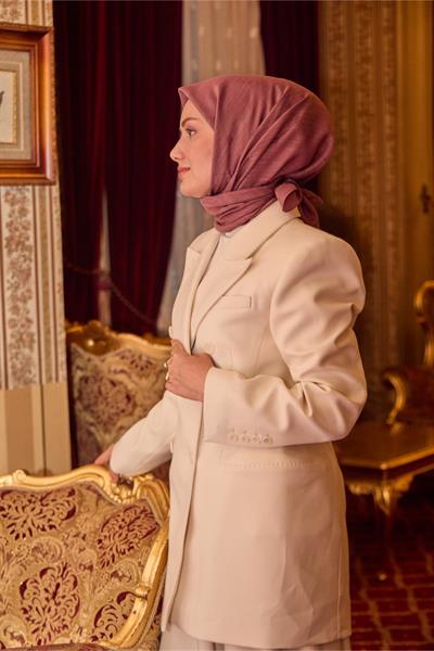 Monogram Pamuk İpek Eşarp Gül Kurusu Tonlu Desenli Tok Duruşlu 90x90