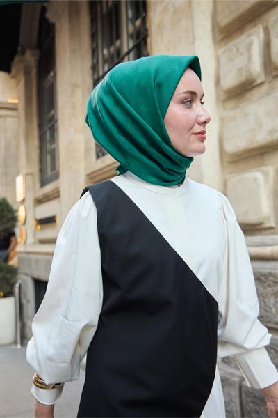 Monogram Pamuk İpek Eşarp Zümrüt Yeşil Tonlu Desenli Tok Duruşlu 90x90