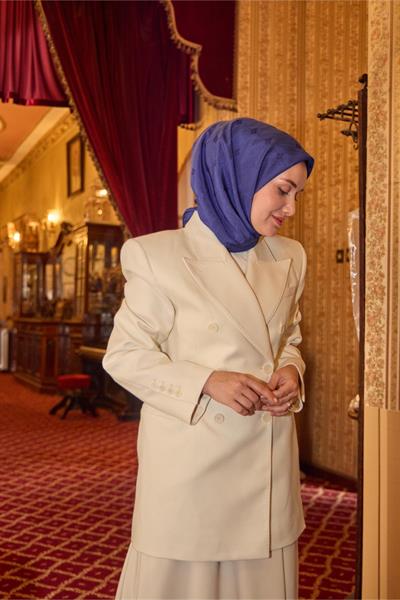 Monogram Pamuk İpek Eşarp Saks Mavi Tonlu Desenli Tok Duruşlu 90x90