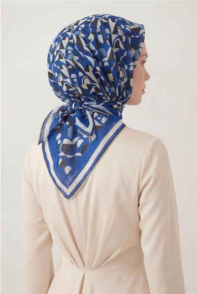 Pamuk Karışımlı Eşarp Saks Retro Geometrik Desenli Soft Dokulu Kaymaz 90x90