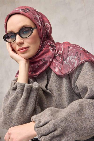 Pamuk Polyester Eşarp Vişne-Krem Siyah Narçiçeği Botanik Desenli Soft Dokulu Tok Duruşlu 90x90