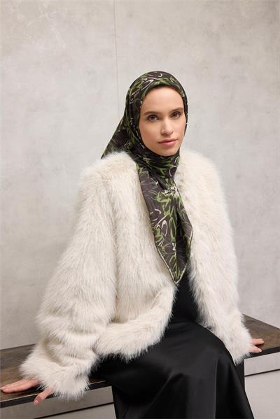 Pamuk Polyester Eşarp Siyah-Haki Yeşil Bej Botanik Desenli Soft Dokulu Tok Duruşlu 90x90