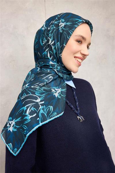 Pamuk Polyester Eşarp Lacivert-Çamgöbeği Beyaz Gece Mavisi Botanik Desenli Soft Dokulu Tok Duruşlu 90x90
