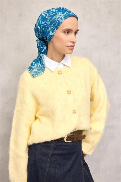 Pamuk Polyester Eşarp Mavi-Butter Yellow Bebe Mavi Pastel Yeşil Botanik Desenli Soft Dokulu Tok Duruşlu 90x90