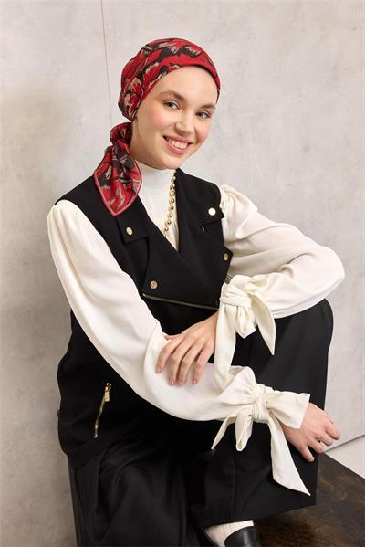 Pamuk Polyester Eşarp Bayrak Kırmızısı Büyük Papatya Desenli Soft Dokulu Kaymaz 90x90