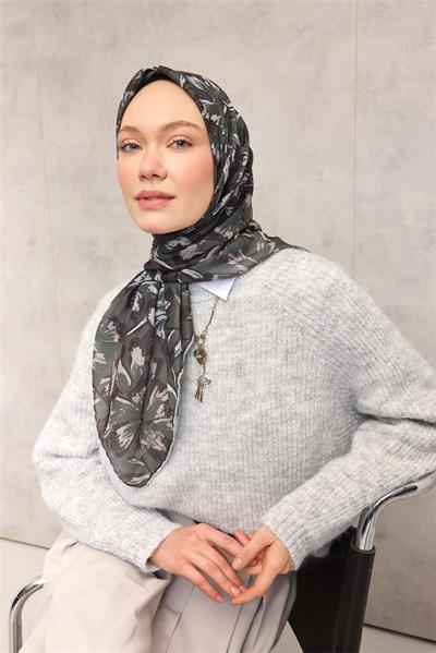 Pamuk Polyester Eşarp Asker Yeşili Büyük Papatya Desenli Soft Dokulu Kaymaz 90x90