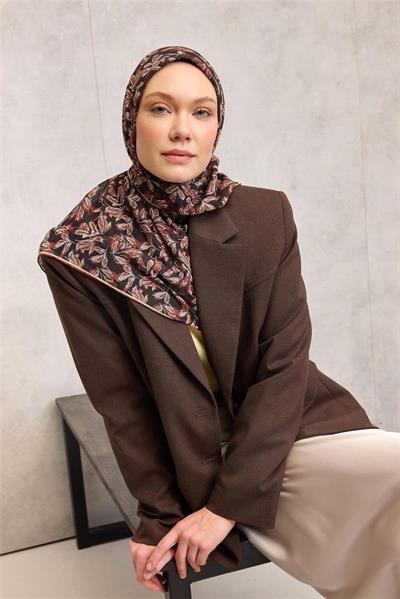 Pamuk Polyester Soft Eşarp Koyu Kahverengi Çiçek Desenli Kaymaz Dokulu 90x90