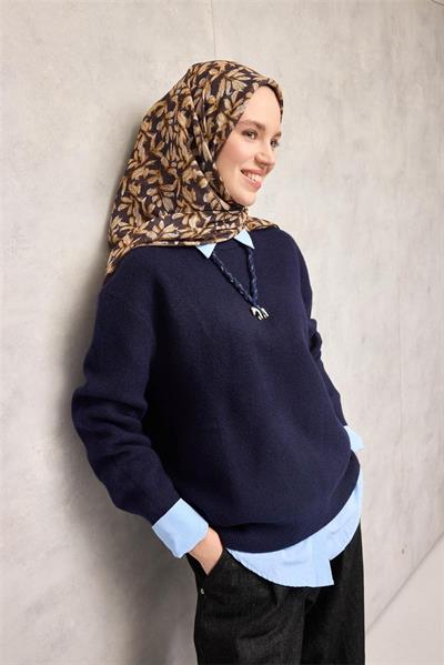 Pamuk Polyester Soft Eşarp Koyu Siyah Çiçek Desenli Kaymaz Dokulu 90x90